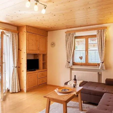 Hotel Ferienwohnung Alpenrose *