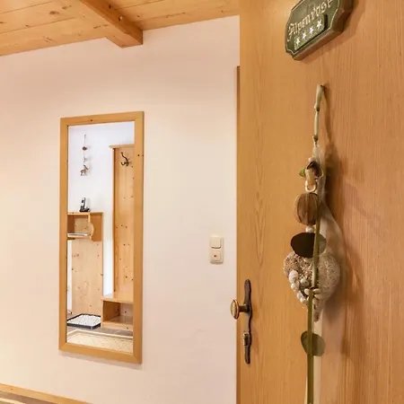 Ferienwohnung Alpenrose *