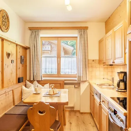 Ferienwohnung Alpenrose *